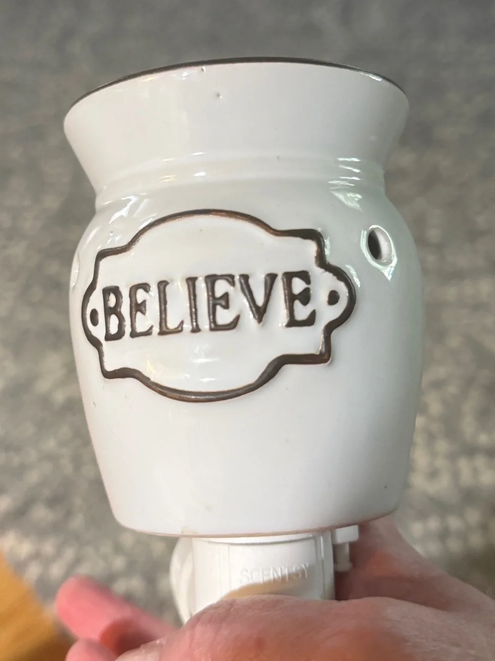 Scentsy White Believe Plug-In Warmer